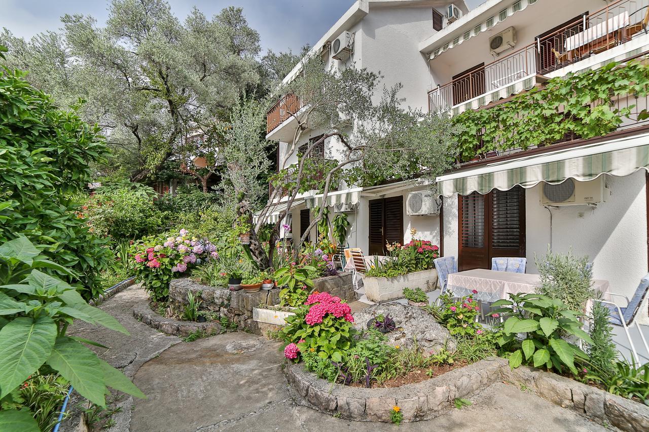 Sofija Apartments Sveti Stefan Esterno foto