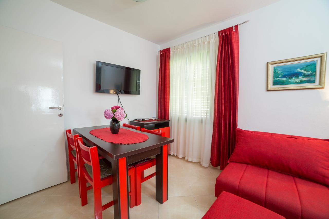 Sofija Apartments Sveti Stefan Esterno foto